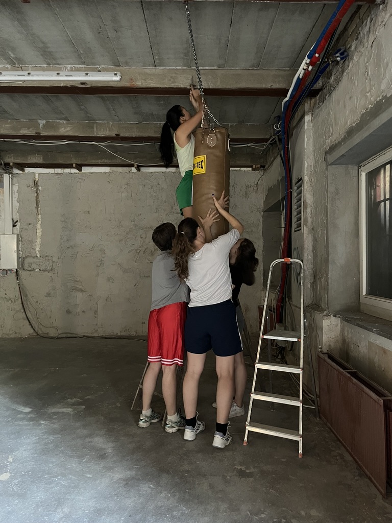 15789A01-D589-490B-8CB0-B9275F947956_1_105_c